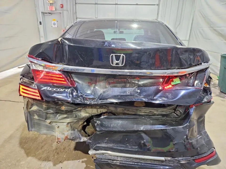 2016 HONDA ACCORD LX  