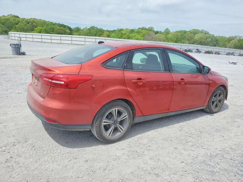 2018 FORD FOCUS SE  