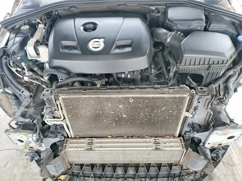 2015 VOLVO S60 PREMIER+  