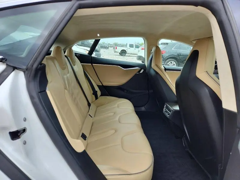 2013 TESLA MODEL S   