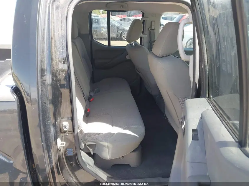 2019 NISSAN FRONTIER SV