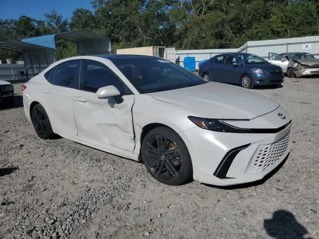 2025 TOYOTA CAMRY XSE