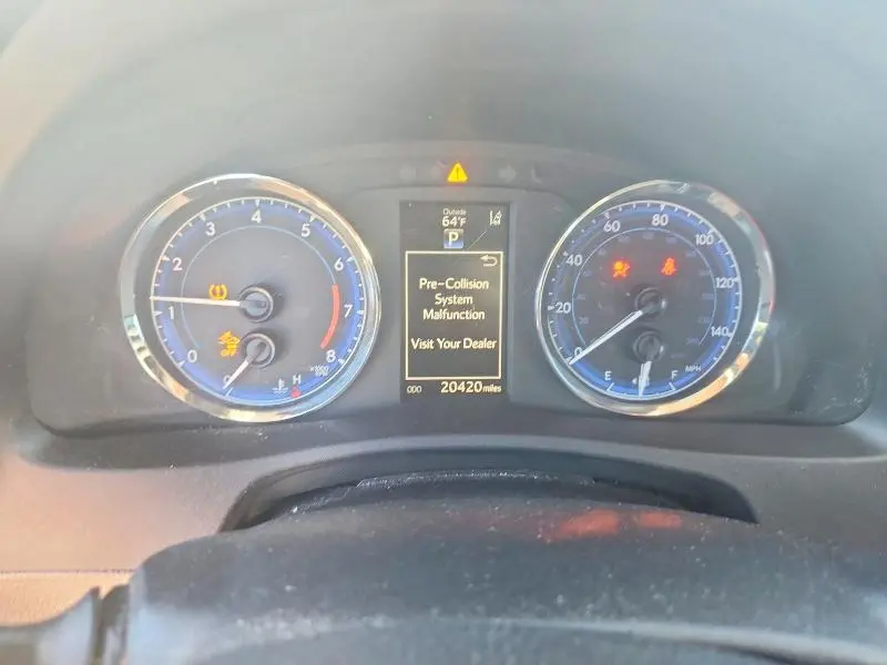 2019 TOYOTA COROLLA SE  