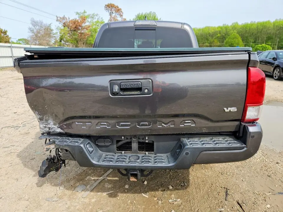 2017 TOYOTA TACOMA TRD SPORT  