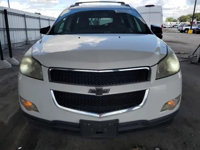2011 CHEVROLET TRAVERSE LS  