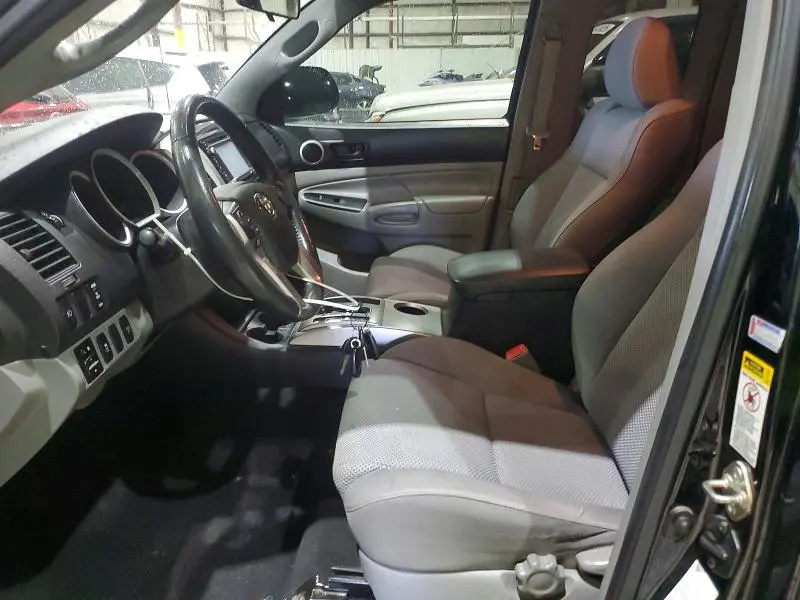 2014 TOYOTA TACOMA V6  