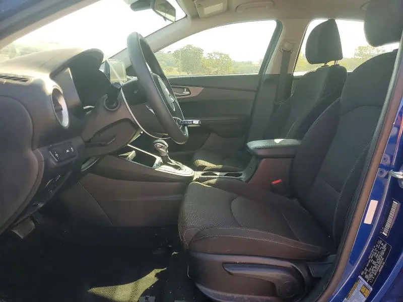 2019 KIA FORTE LXS  
