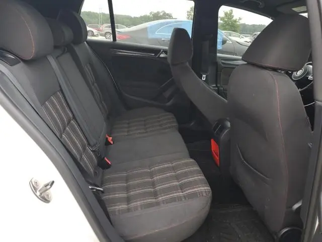 2011 VOLKSWAGEN GTI   