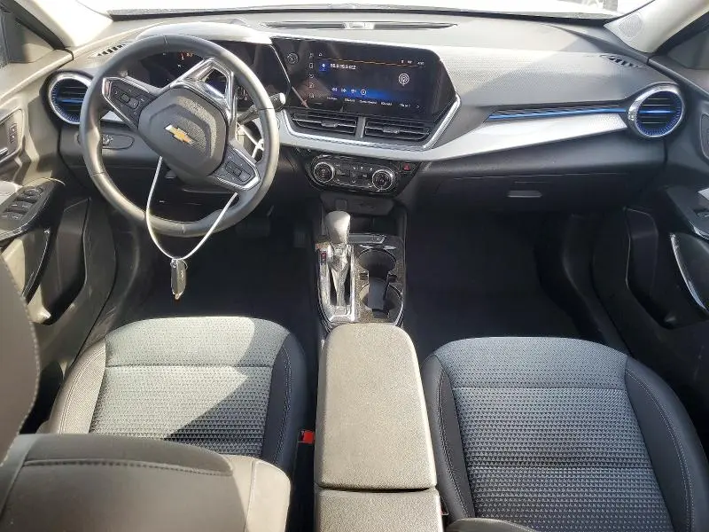 2025 CHEVROLET TRAX 1LT  