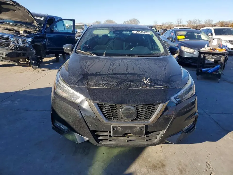 2020 NISSAN VERSA SR  