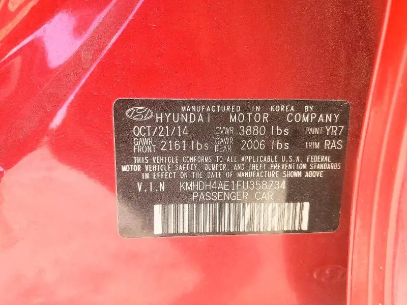 2015 HYUNDAI ELANTRA SE  