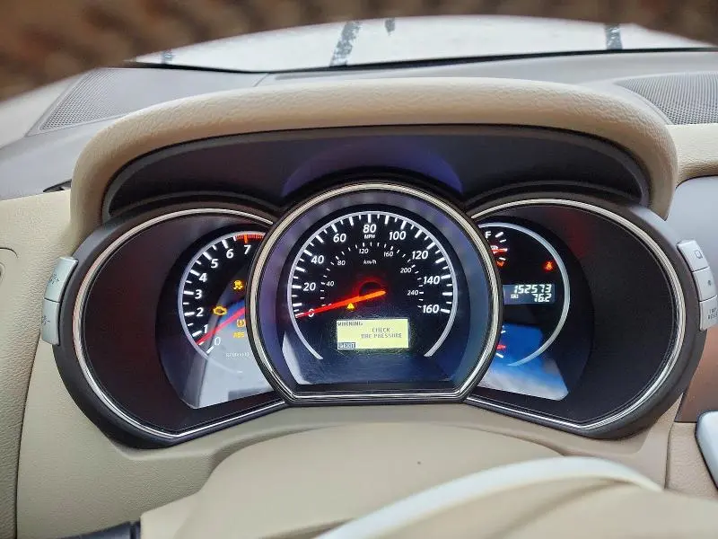 2014 NISSAN MURANO S  