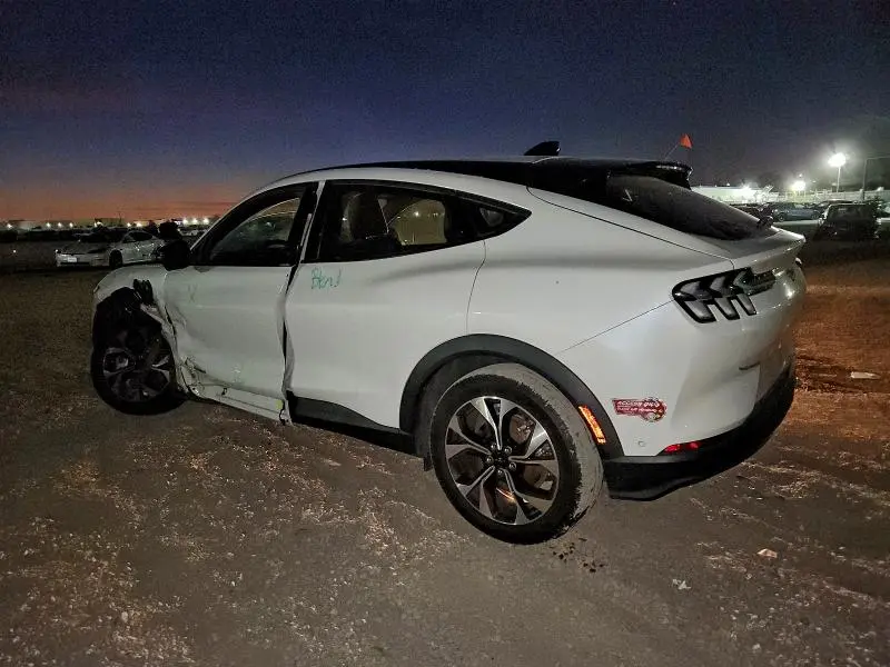 2024 FORD MUSTANG MACH-E SELECT  