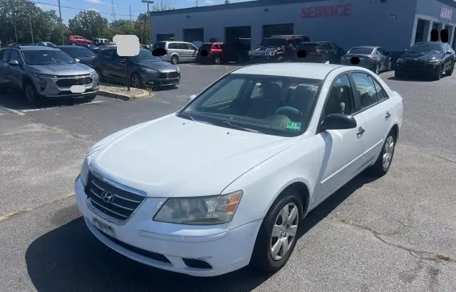 2010 HYUNDAI SONATA GLS  