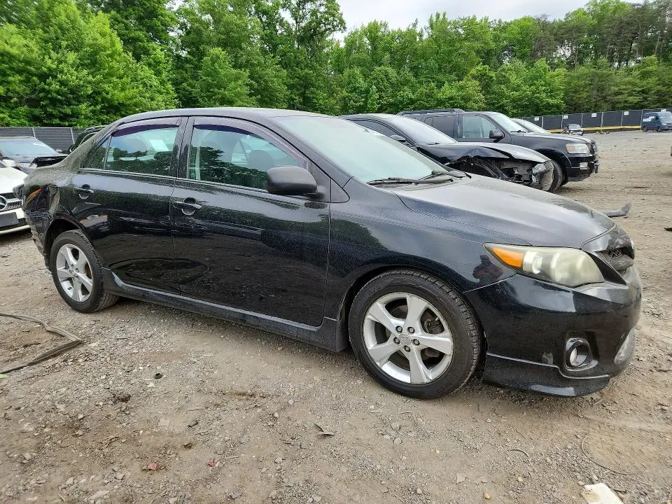 2011 TOYOTA COROLLA S  