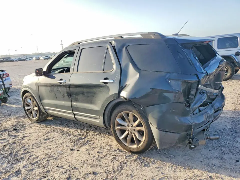 2013 FORD EXPLORER XLT  