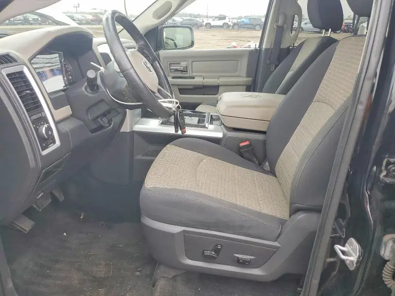 2012 DODGE RAM 1500 SLT  