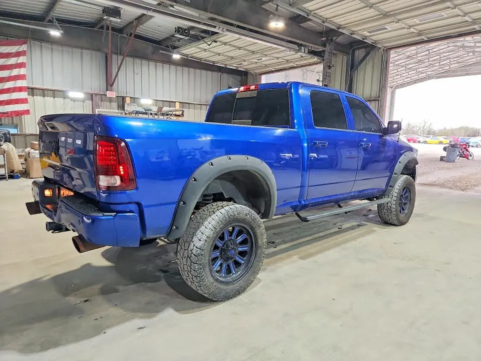 2016 RAM 1500 SPORT  