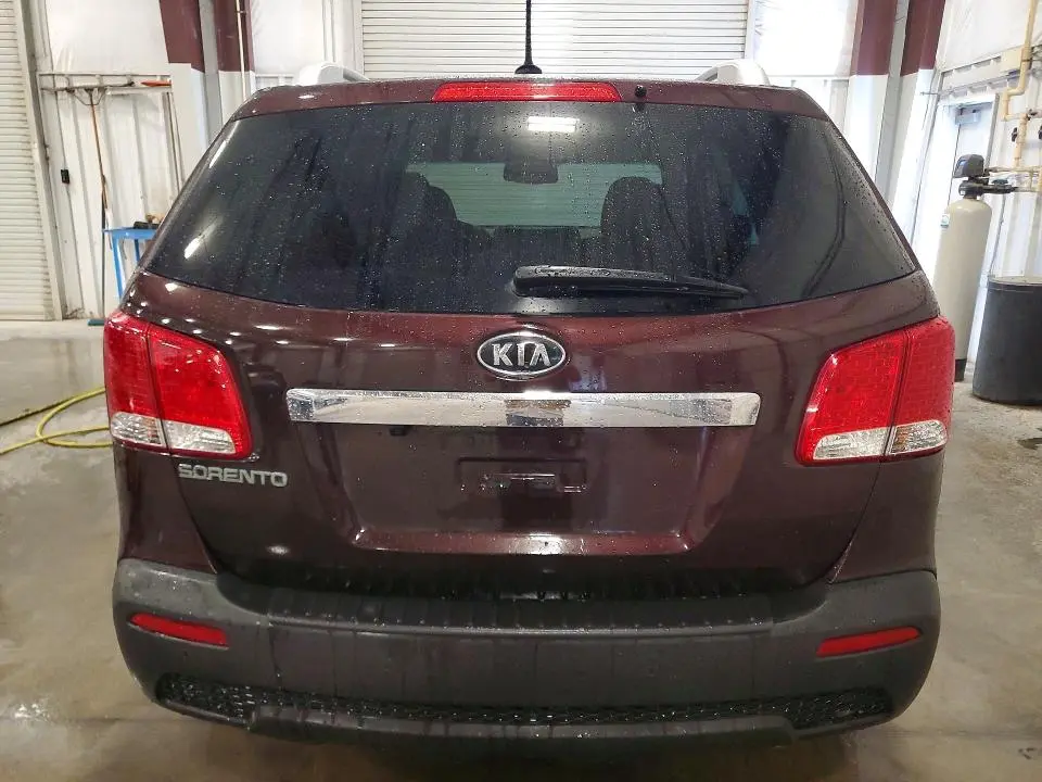 2012 KIA SORENTO LX  