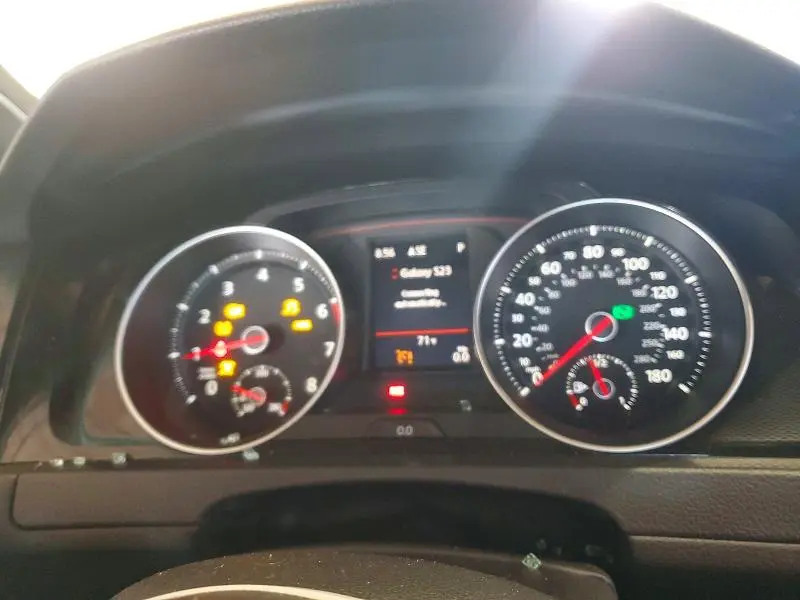 2017 VOLKSWAGEN GTI S/SE  