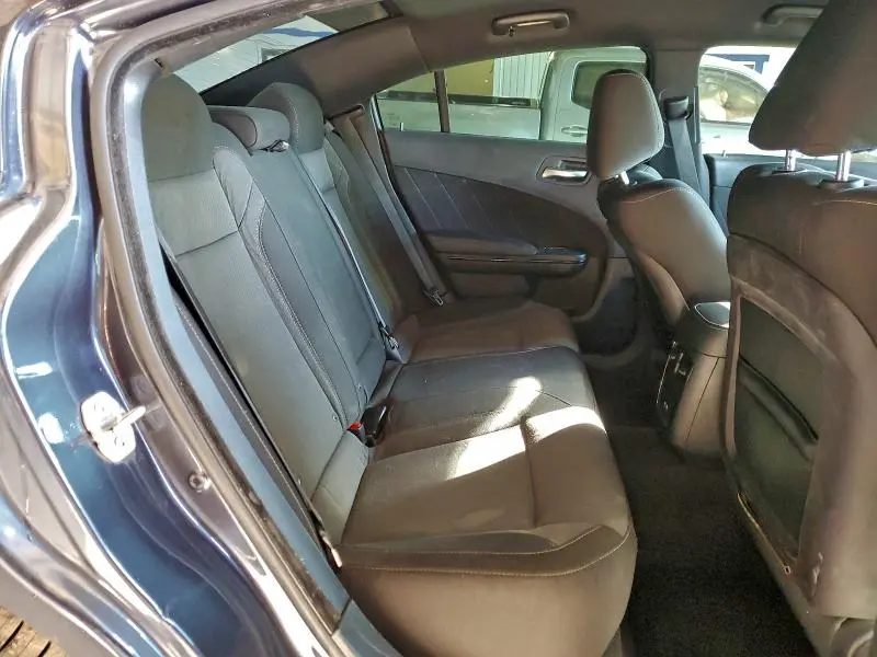 2016 DODGE CHARGER SXT  