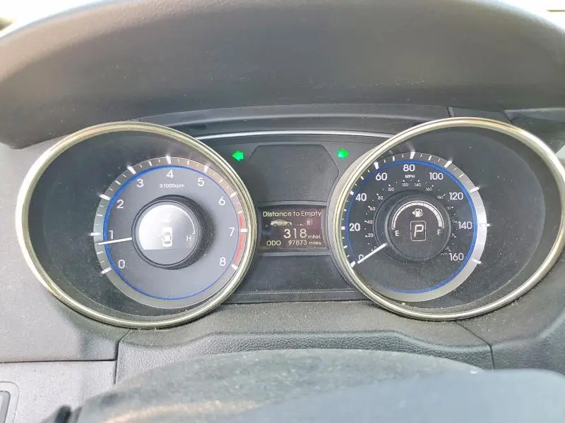 2011 HYUNDAI SONATA LIMITED  