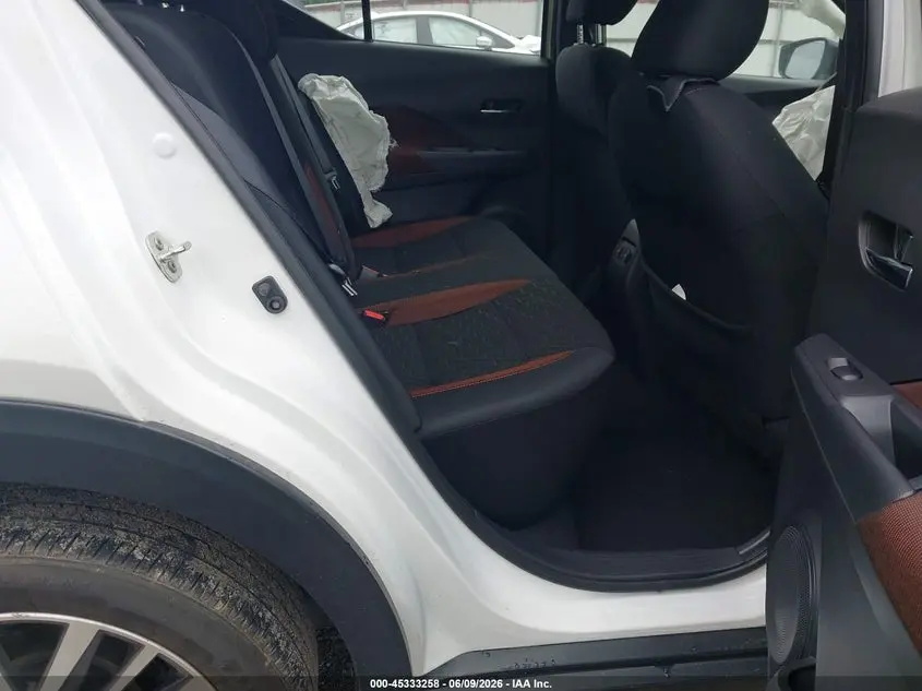 2021 NISSAN KICKS SR XTRONIC CVT