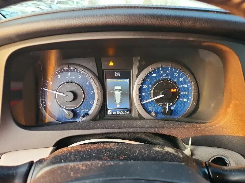 2015 TOYOTA SIENNA XLE 8-PASSENGER  