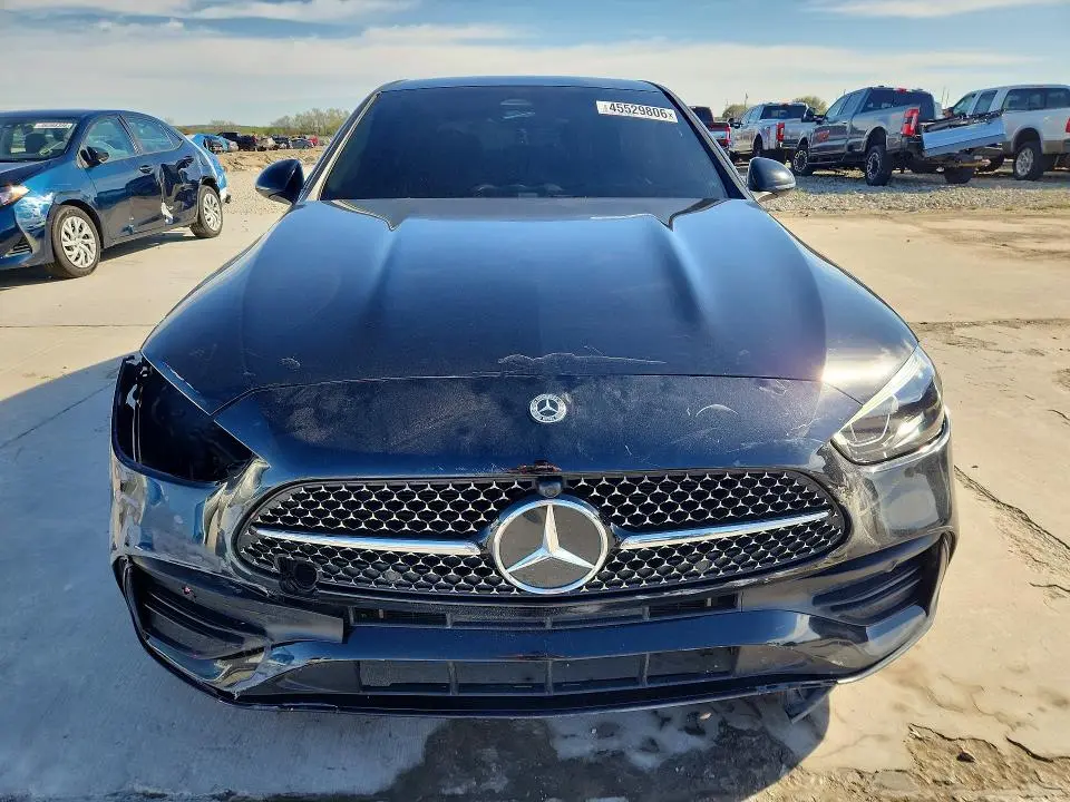 2024 MERCEDES-BENZ C 300  