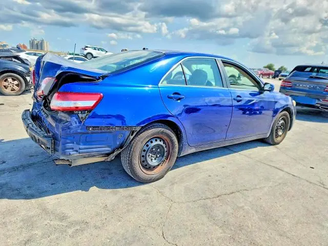 2011 TOYOTA CAMRY LE  