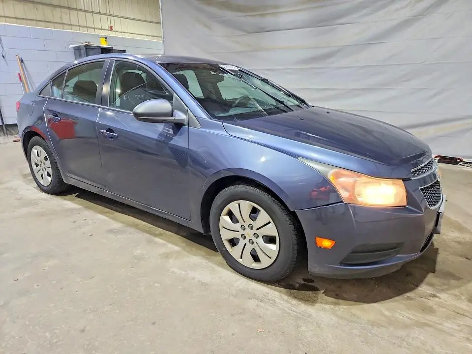 2013 CHEVROLET CRUZE LS  