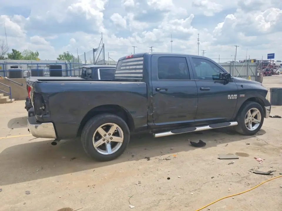 2016 RAM 1500 ST  