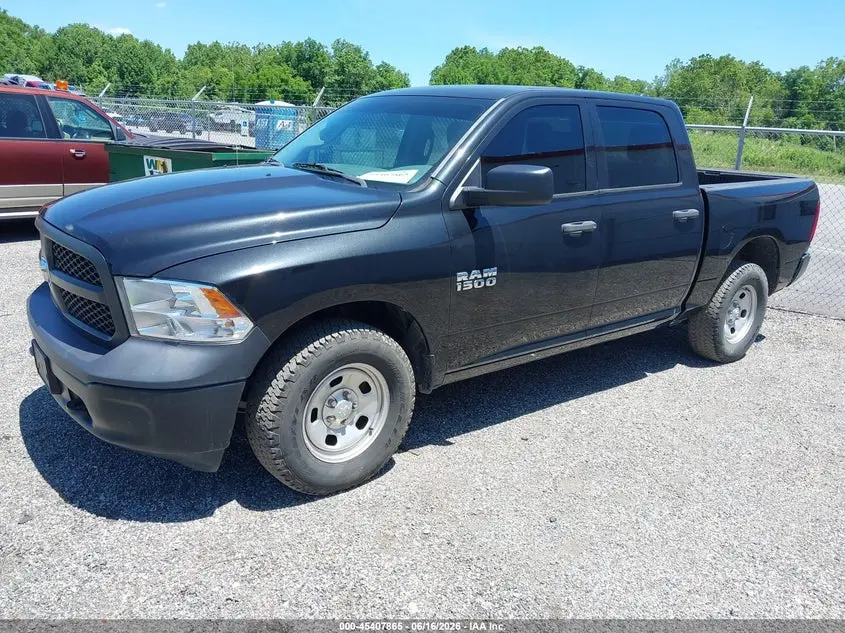 2017 RAM 1500 TRADESMAN  4X4 5'7 BOX