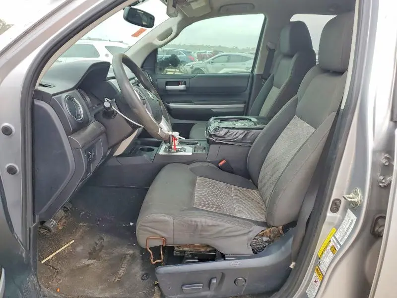 2016 TOYOTA TUNDRA SR5  