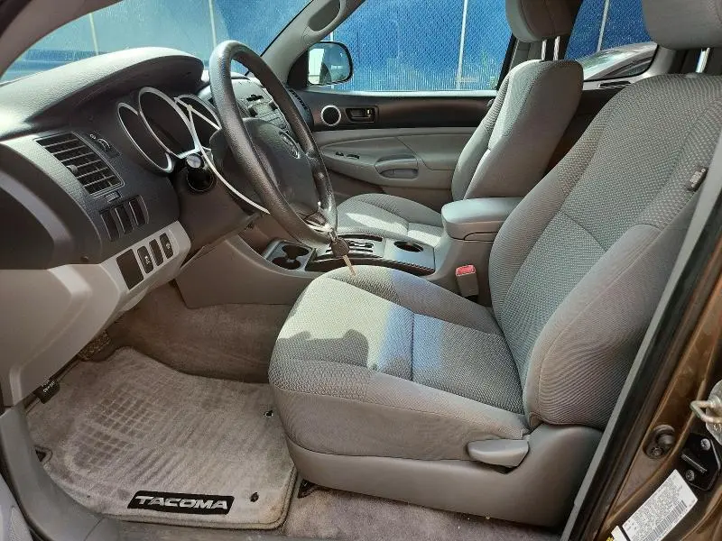 2010 TOYOTA TACOMA V6  