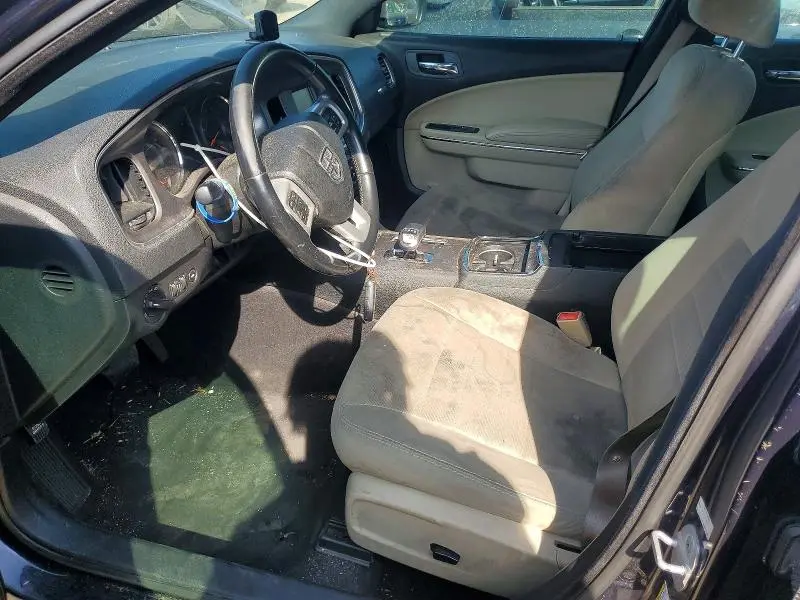 2012 DODGE CHARGER SE  