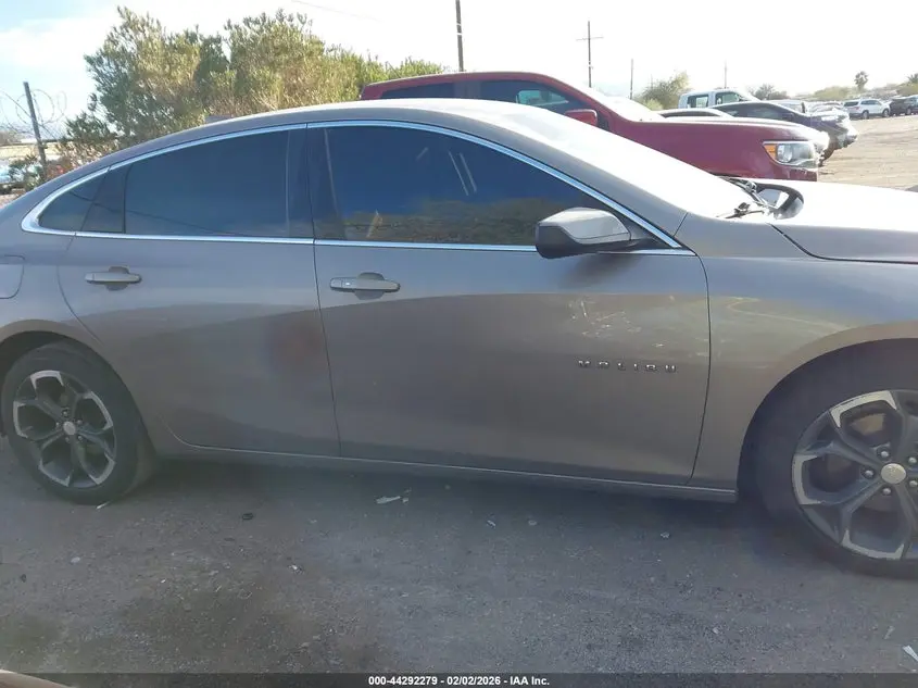 2022 CHEVROLET MALIBU FWD LT