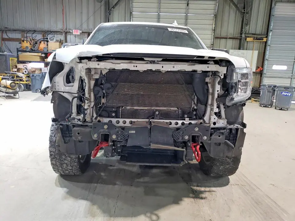 2020 GMC SIERRA K1500 AT4  