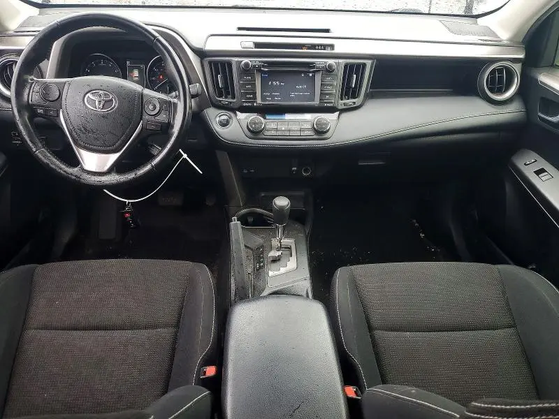 2018 TOYOTA RAV4 XLE  