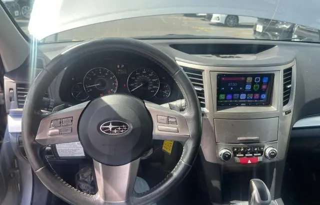 2011 SUBARU OUTBACK 2.5I PREMIUM  
