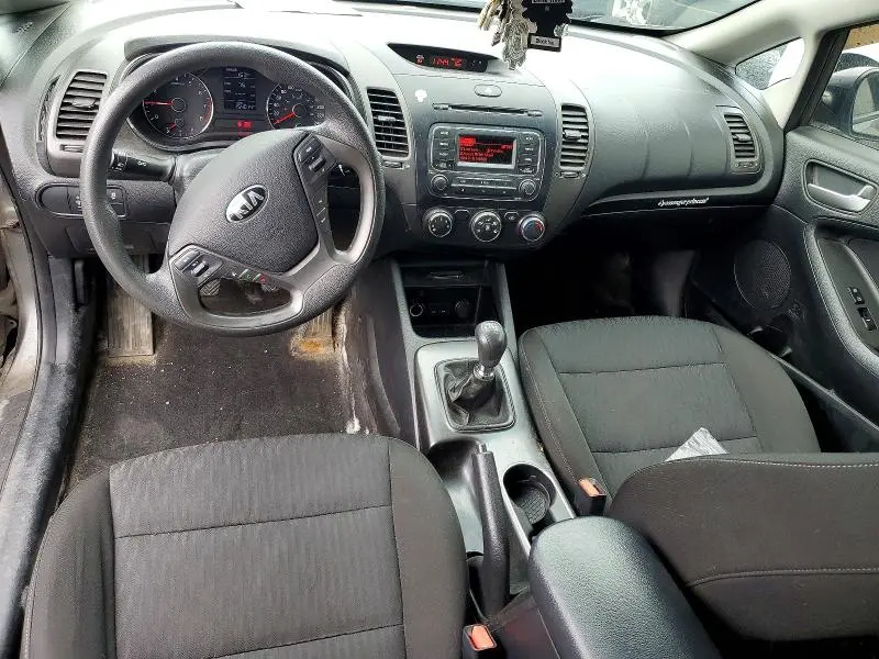 2015 KIA FORTE LX  