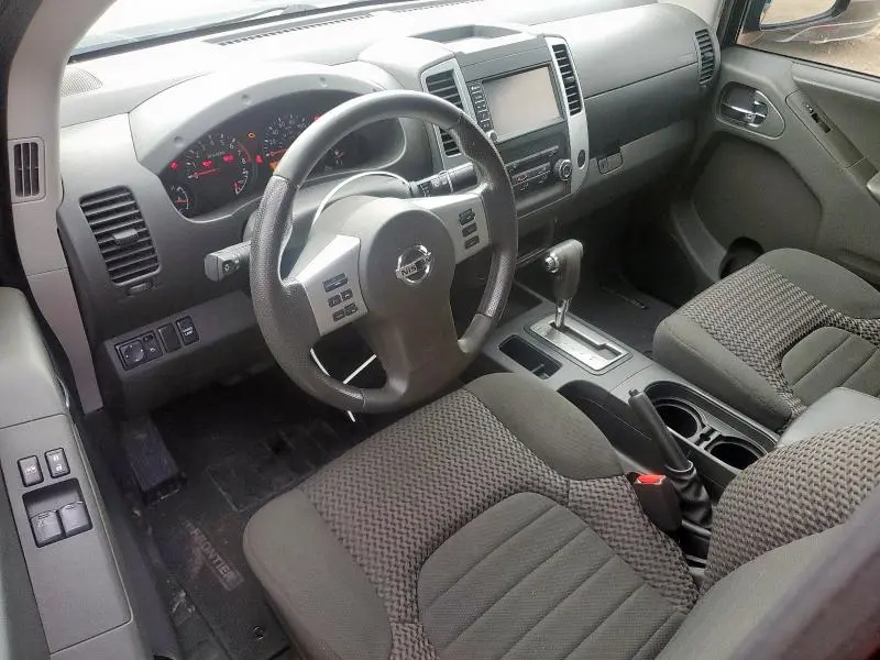 2019 NISSAN FRONTIER SV  
