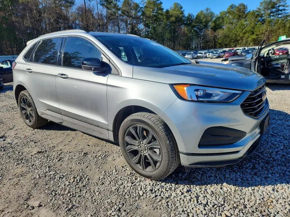 2024 FORD EDGE TITAN   
