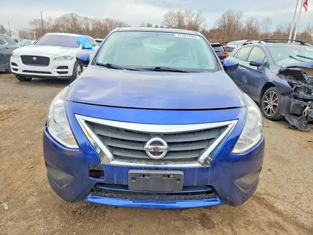 2019 NISSAN VERSA SV  