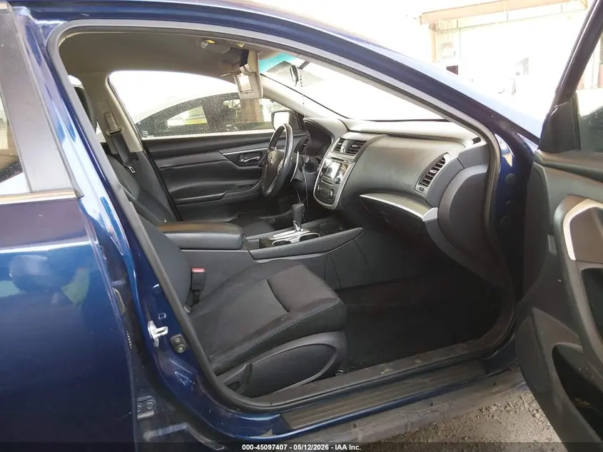 2017 NISSAN ALTIMA 2.5 SR