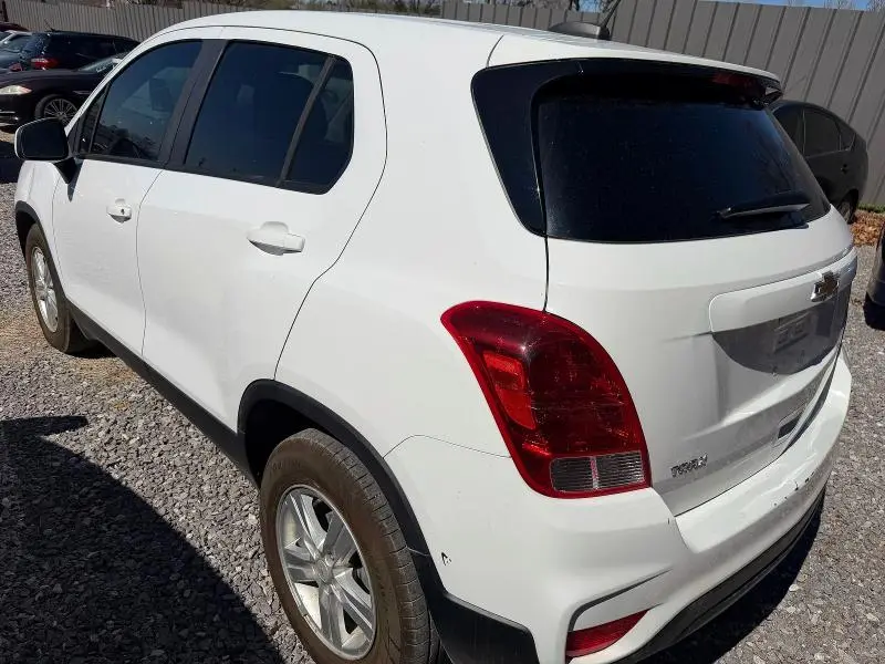 2021 CHEVROLET TRAX LS  