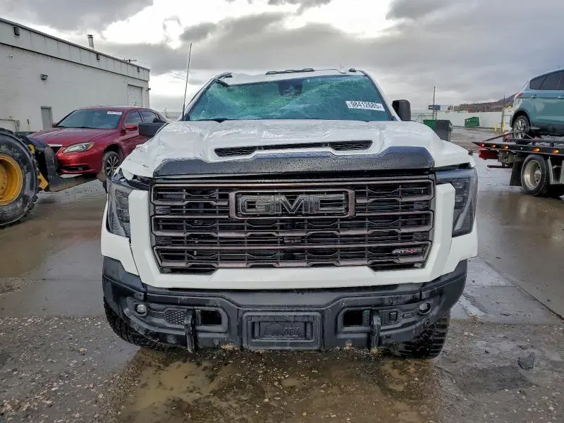 2025 GMC SIERRA K2500 AT4X  