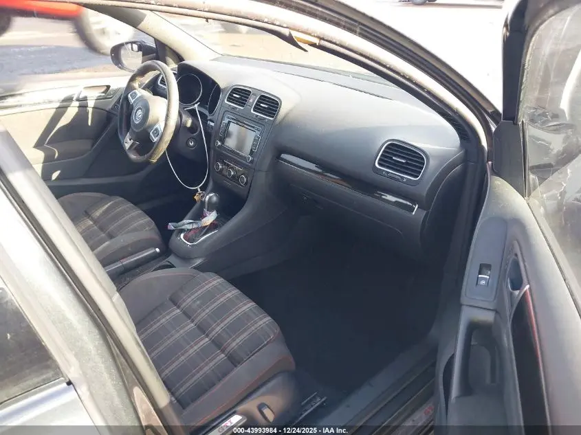 2010 VOLKSWAGEN GTI 4-DOOR