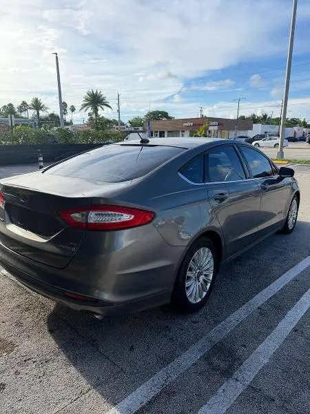 2013 FORD FUSION SE HYBRID  
