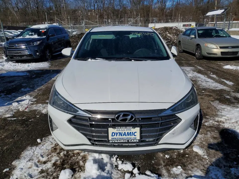 2020 HYUNDAI ELANTRA SEL  